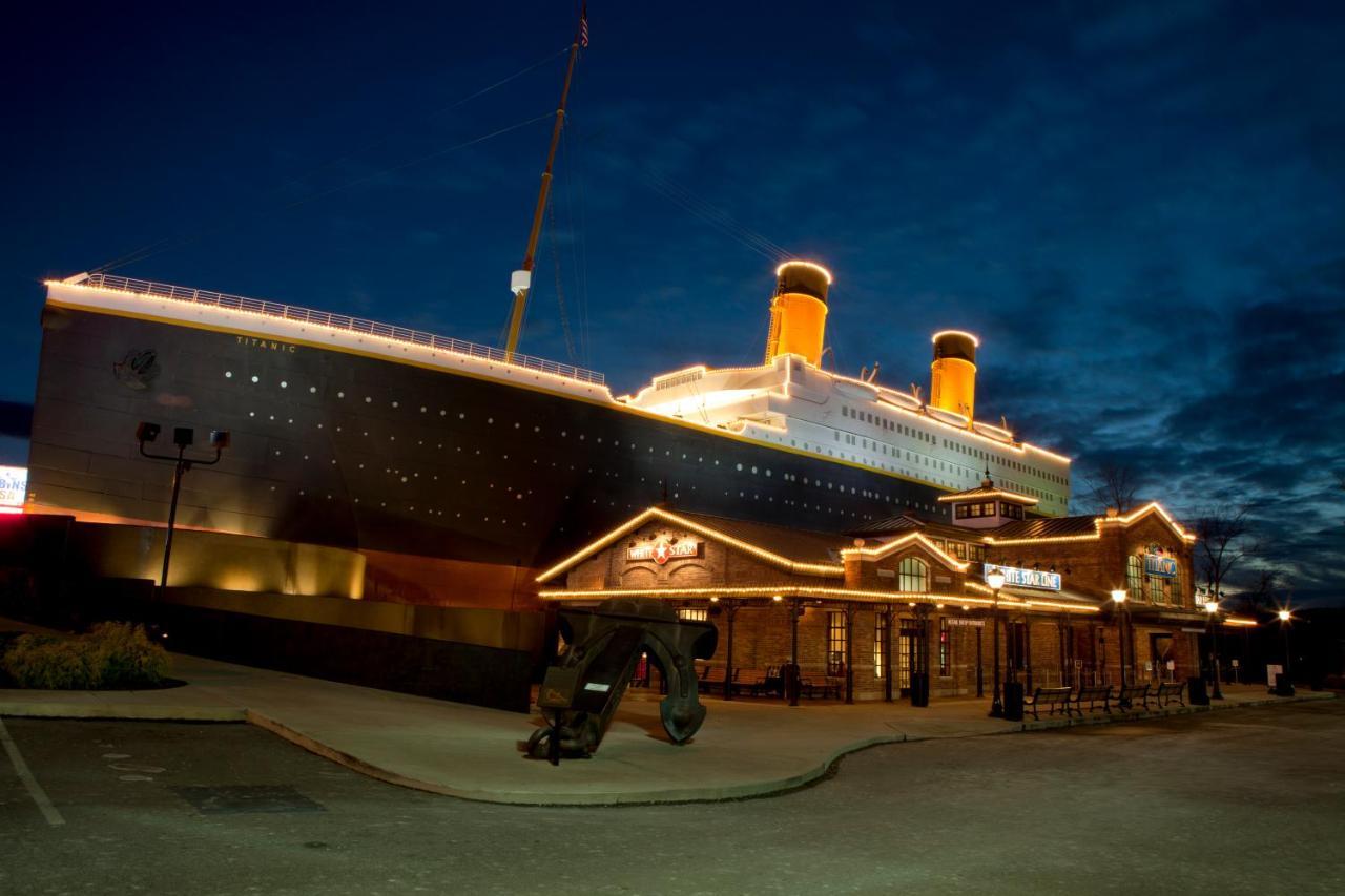 Star Of The Summit, Private Indoor Pool, Amazing Views, 1089 Free Tickets Each Paid Day, Dollywood Villa Sevierville Kültér fotó