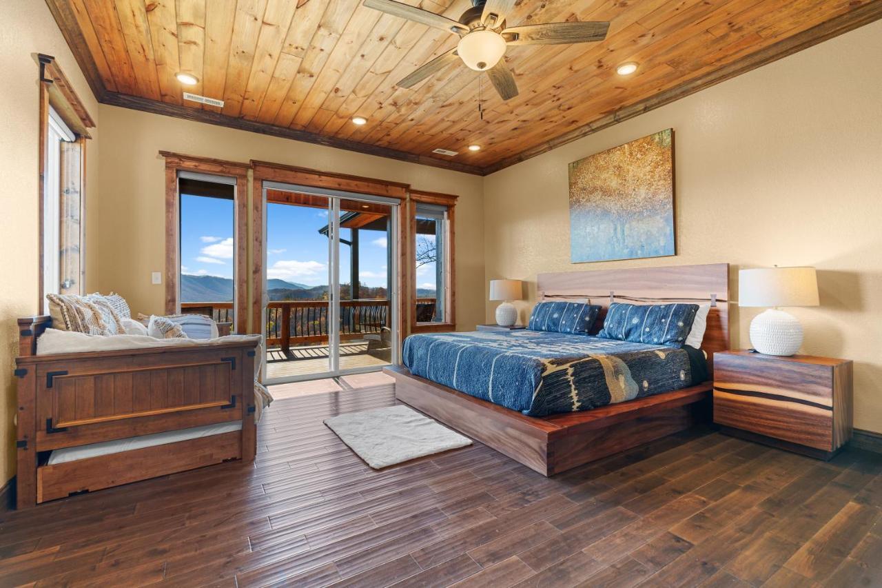 Star Of The Summit, Private Indoor Pool, Amazing Views, 1089 Free Tickets Each Paid Day, Dollywood Villa Sevierville Kültér fotó