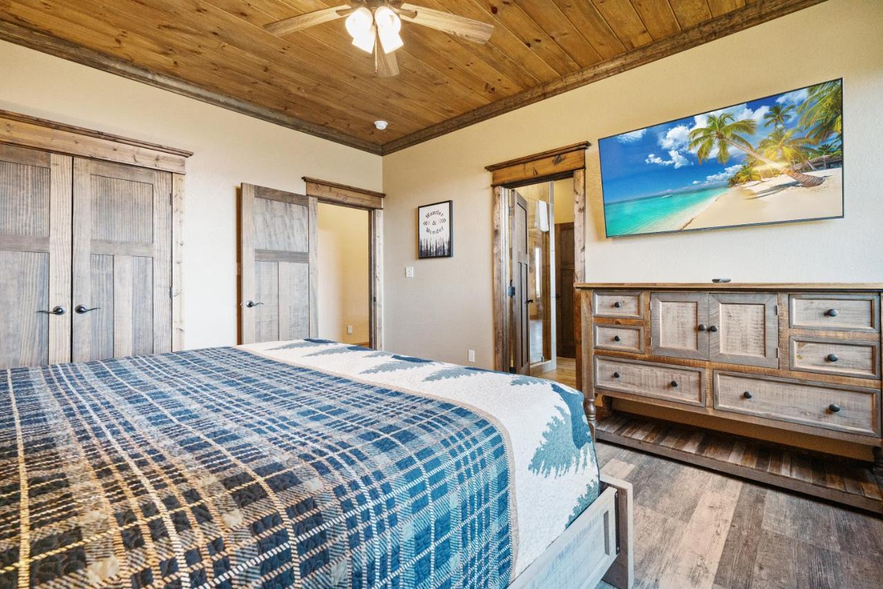 Star Of The Summit, Private Indoor Pool, Amazing Views, 1089 Free Tickets Each Paid Day, Dollywood Villa Sevierville Kültér fotó