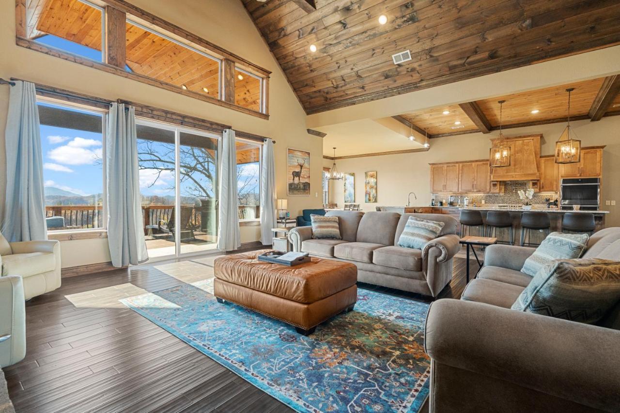 Star Of The Summit, Private Indoor Pool, Amazing Views, 1089 Free Tickets Each Paid Day, Dollywood Villa Sevierville Kültér fotó