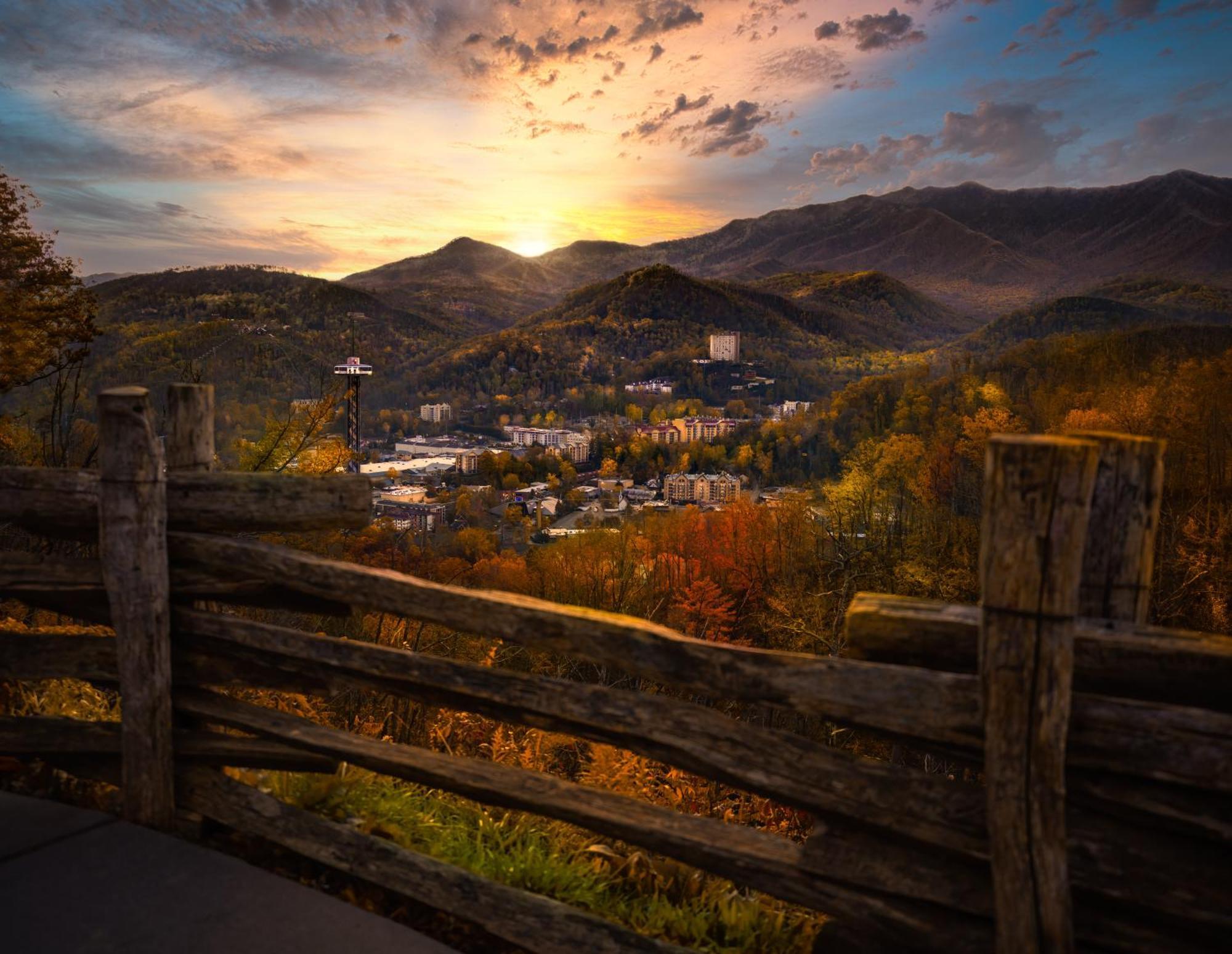 Star Of The Summit, Private Indoor Pool, Amazing Views, 1089 Free Tickets Each Paid Day, Dollywood Villa Sevierville Kültér fotó